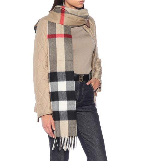 burberry mega check scarf